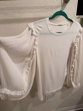 Elie Tahari White Pleated Ruffle-Sleeve Blouse